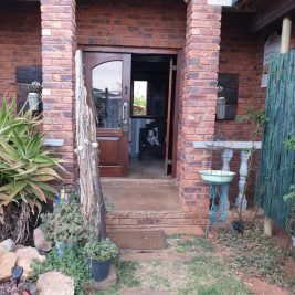 thechefschool-student-accommodation-entrance-2